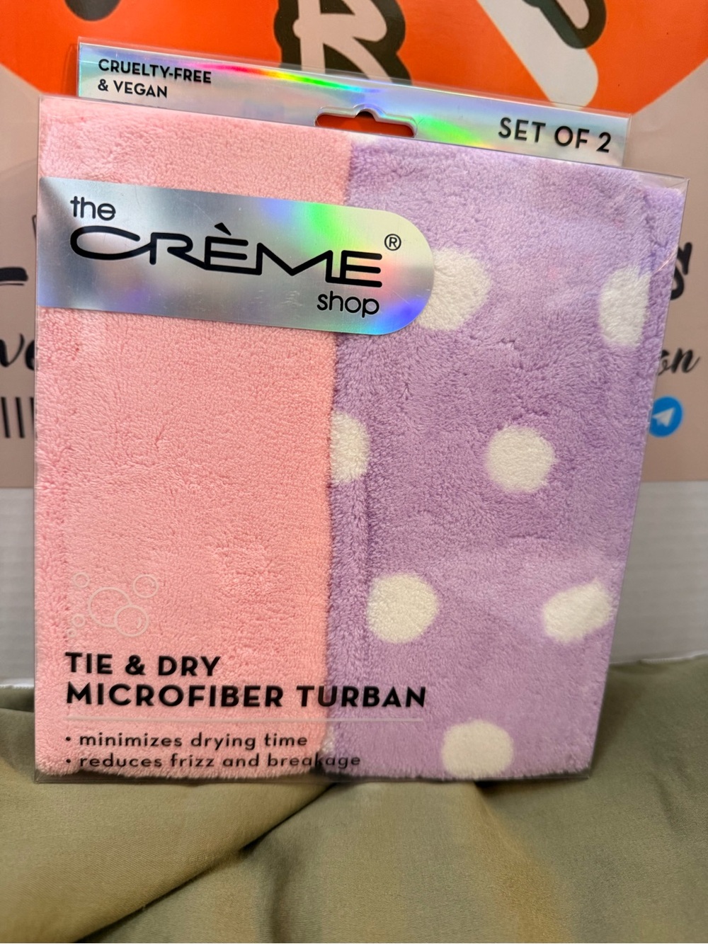 The Crème Shop Bundle Microfiber Hair Turban + Hello Kitty Socks + Blemish Patch - Picture 4 of 6